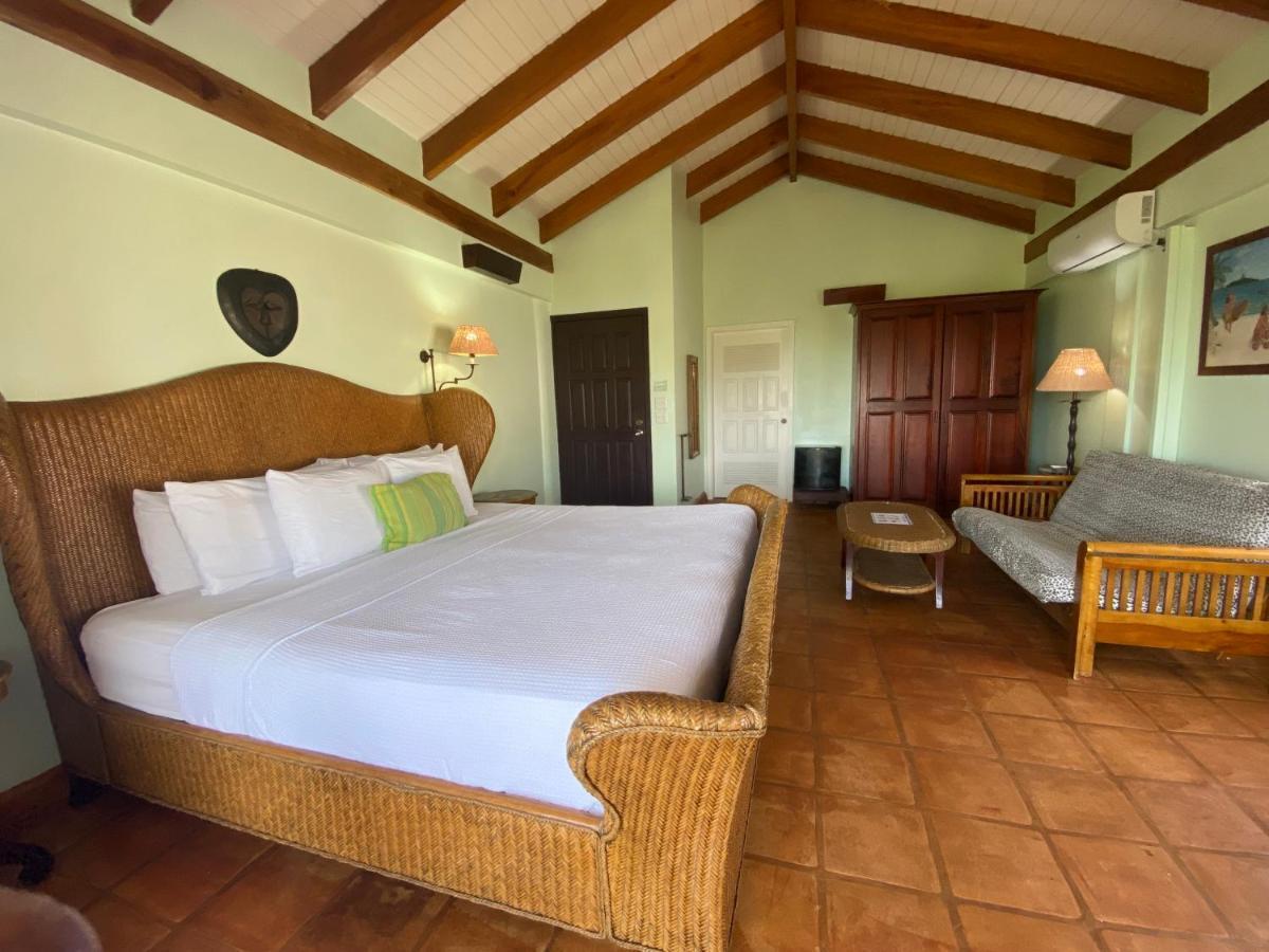 Tranquility Beach Suites Placencia Экстерьер фото