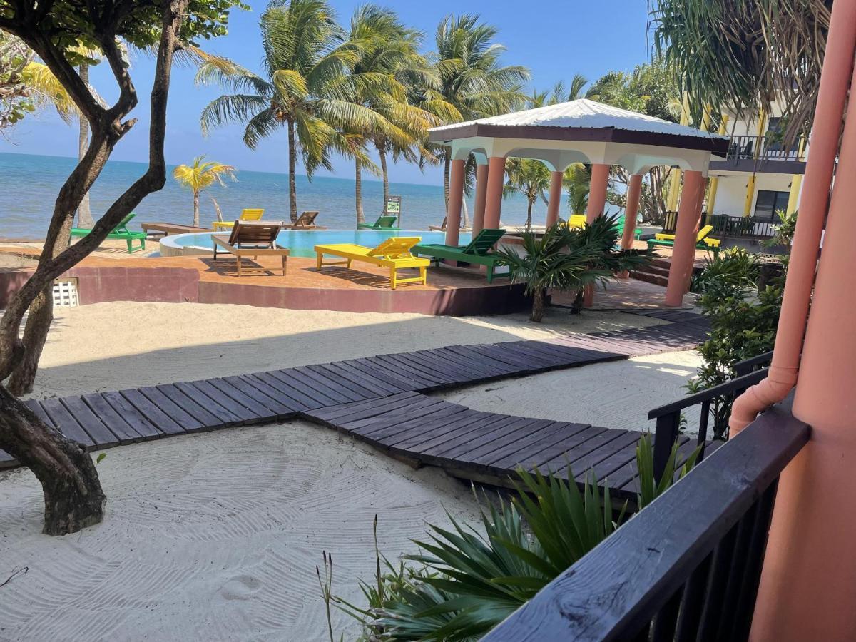 Tranquility Beach Suites Placencia Экстерьер фото